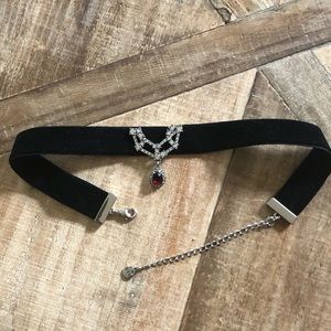 Velvet choker